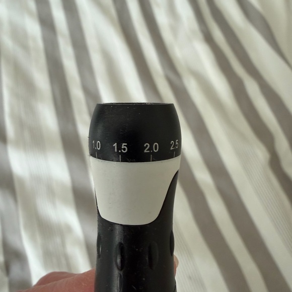 Dr Pen Ultima A7 Microneedling Pen - Picture 2 of 5